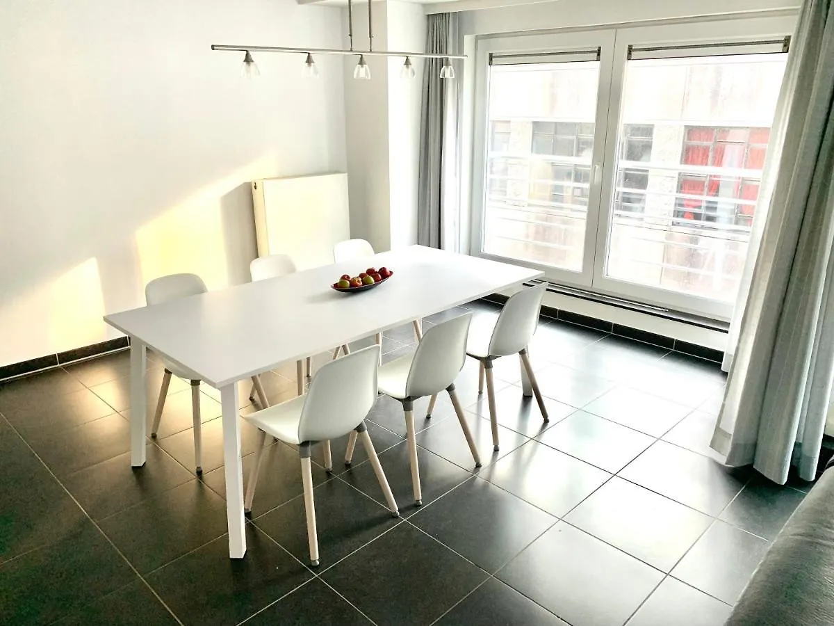 Apartment Vakantieappartement Emiel Centrum Oostende Met Garage