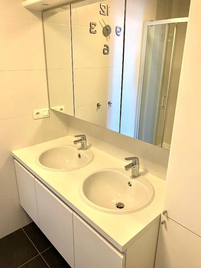 Vakantieappartement Emiel Centrum Oostende Met Garage Apartment