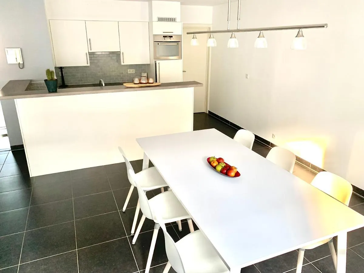 Vakantieappartement Emiel Centrum Oostende Met Garage Apartment